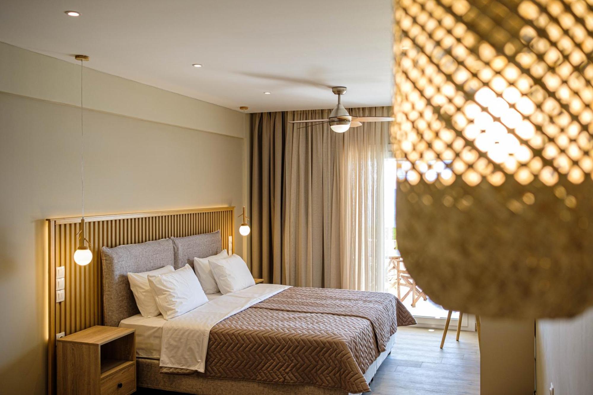 Elias & Vasili House Otel Agios Georgios Pagon